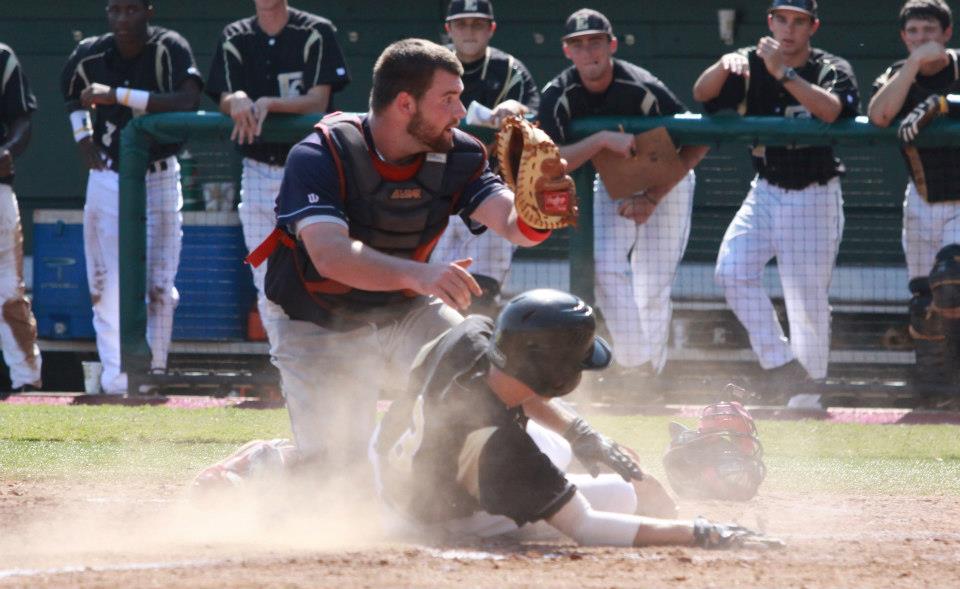 Minga fans six, Indians fall 2-1 in extra innings