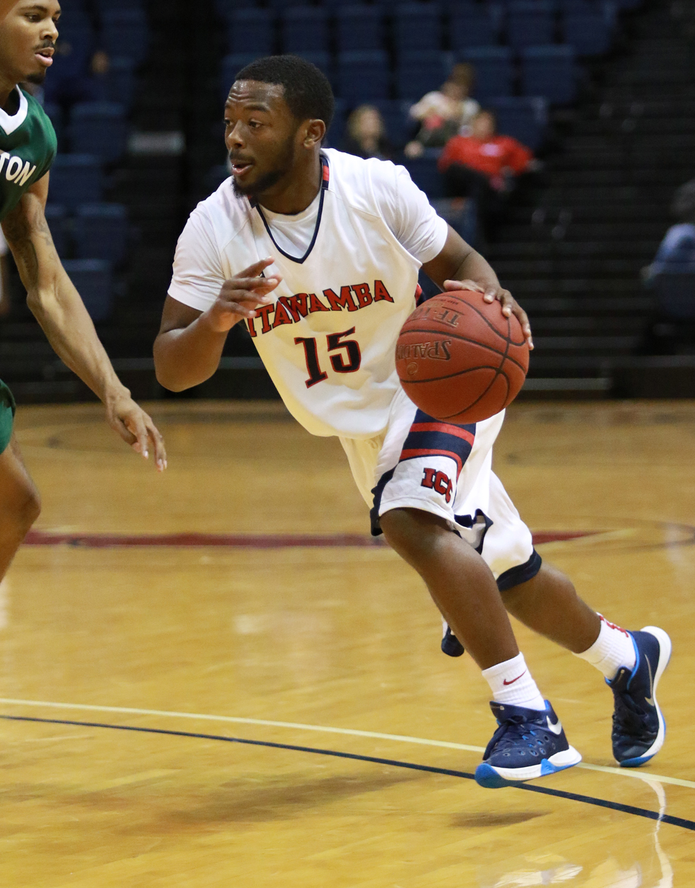 Taylor's buzzer beater gives Indians upset win over No. 19 Shelton State