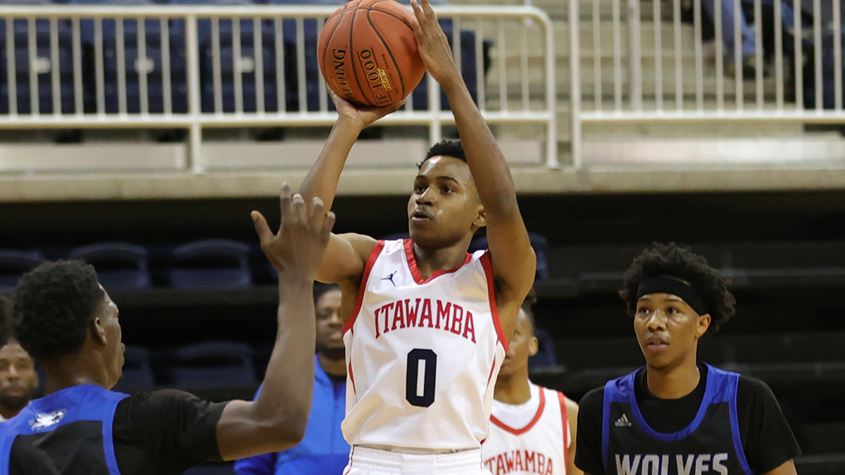 Cleveland's triple-double leads Indians to win over Co-Lin