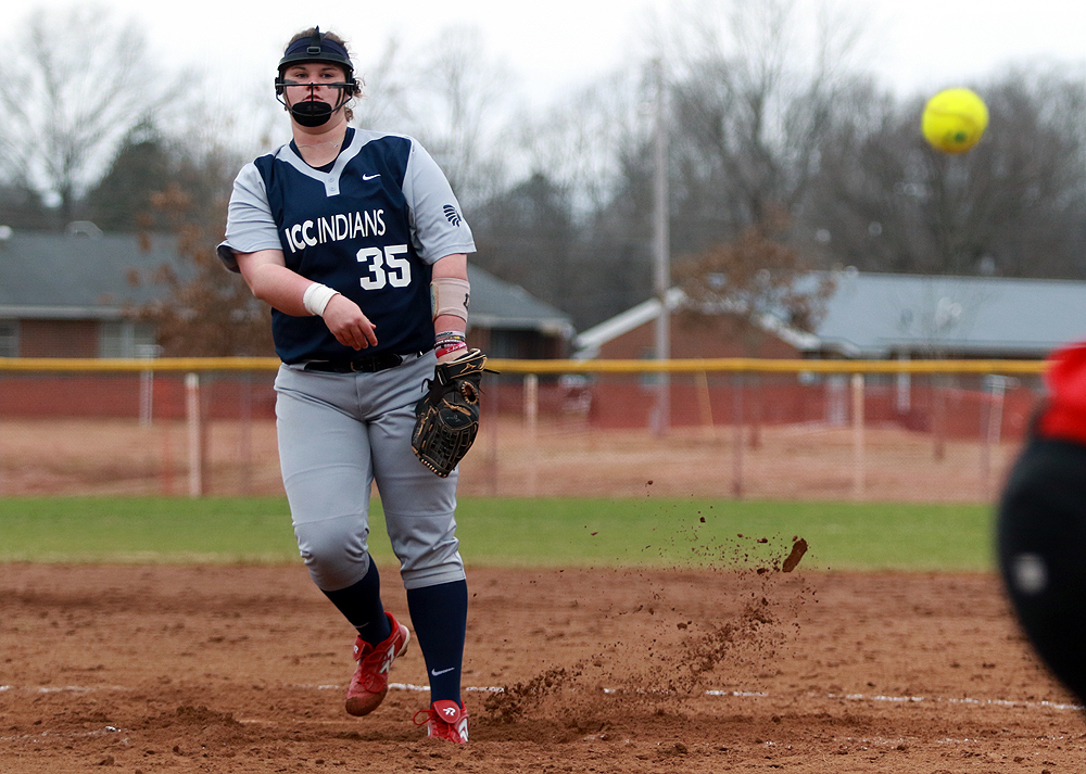 Mills’ complete game shutout gives softball win over No. 20 Jefferson