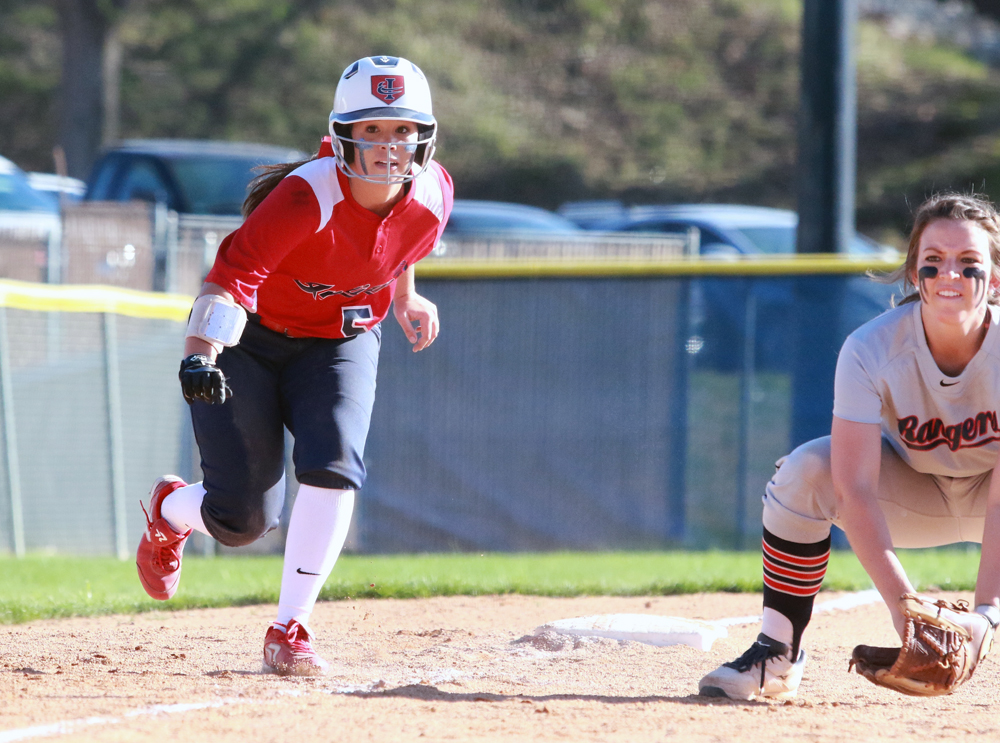 Softball stumbles in G1 loss to Southwest, 4-1