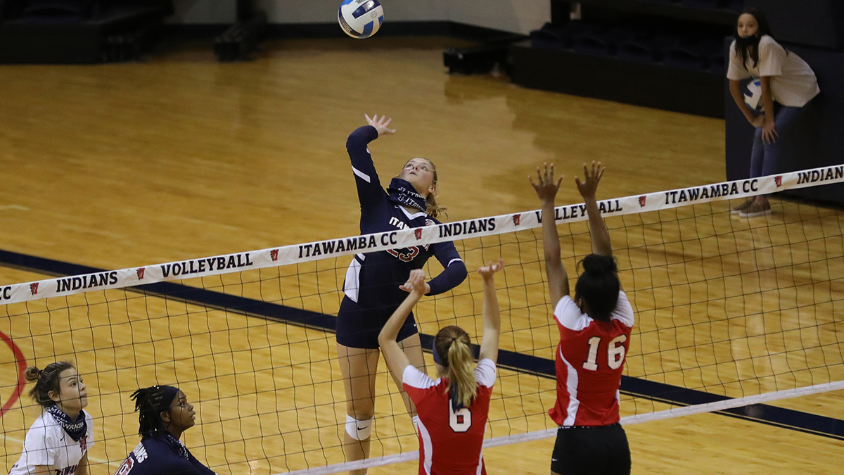 Indians top Bevill State in three sets